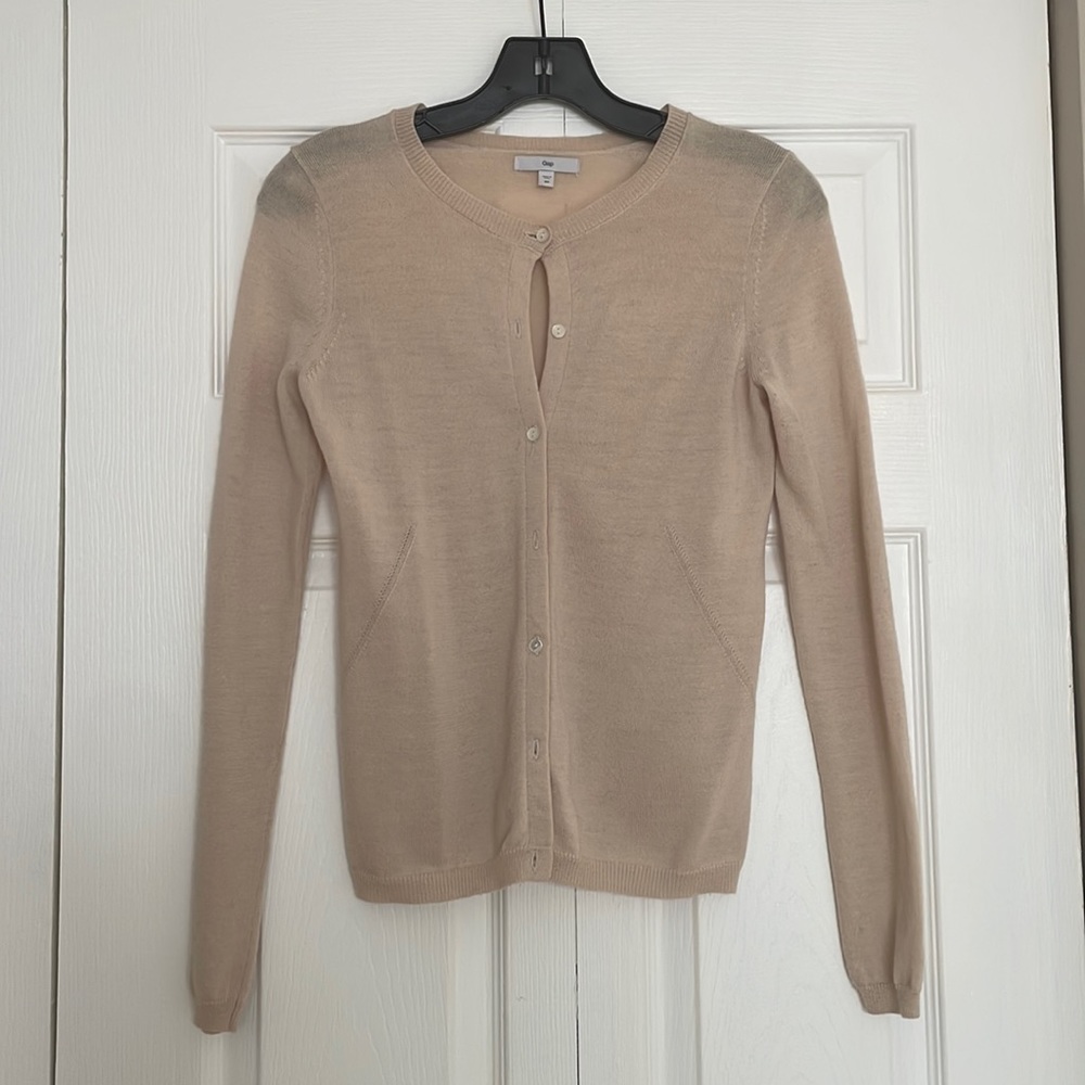 Blush cardigan with detailed stitching